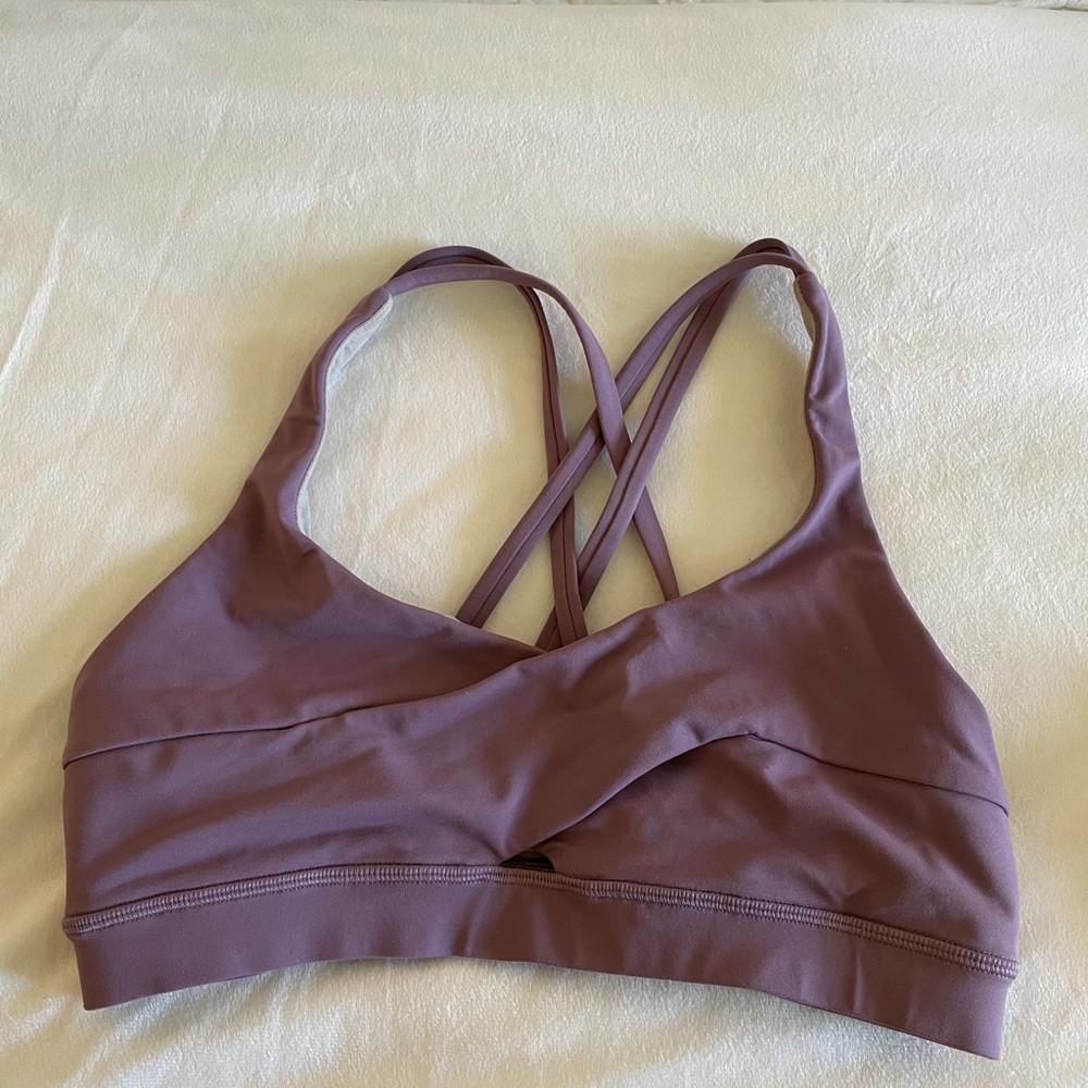 Lululemon sports bra